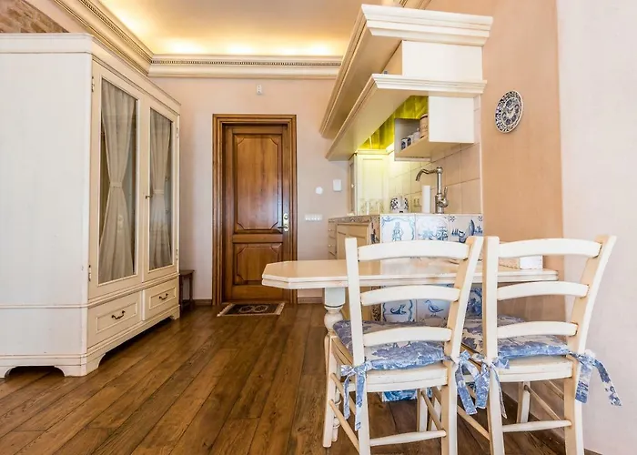 Angel House Vilnius, Pilies Διαμέρισμα