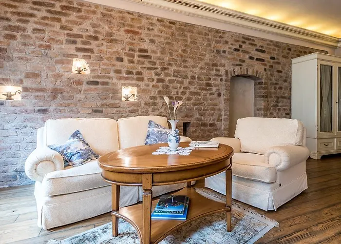 Angel House Vilnius, Pilies Апартаменты *